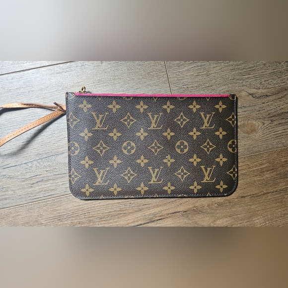 EUC LOUIS VUITTON MONOGRAM POUCHETTE for Neverfull MM - Picture 8 of 9